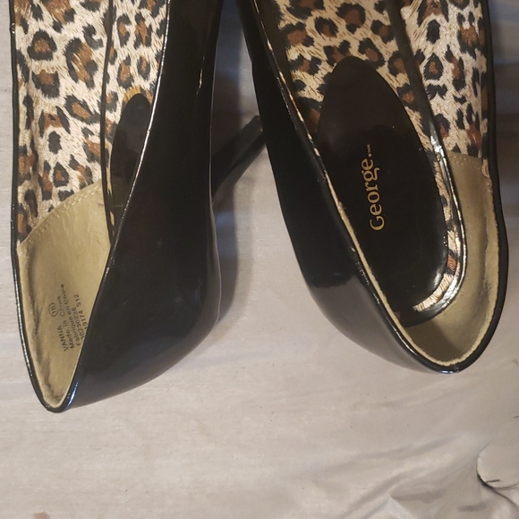 💥3/25$ Cute peeptoe black heels - Picture 5 of 6